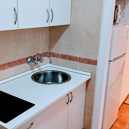 Con Piscina Апартаменти